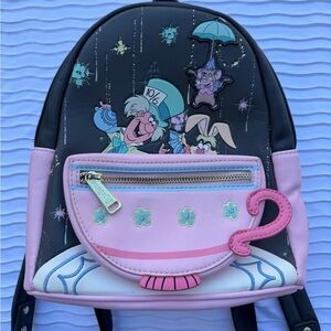 Disney Loungefly Alice in Wonderland Mad Hatter Backpack excellent condition